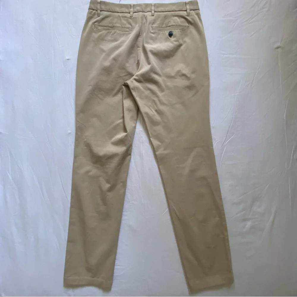 Everlane The Performance Chino | Uniform Slim Fit - Picture 9 of 16